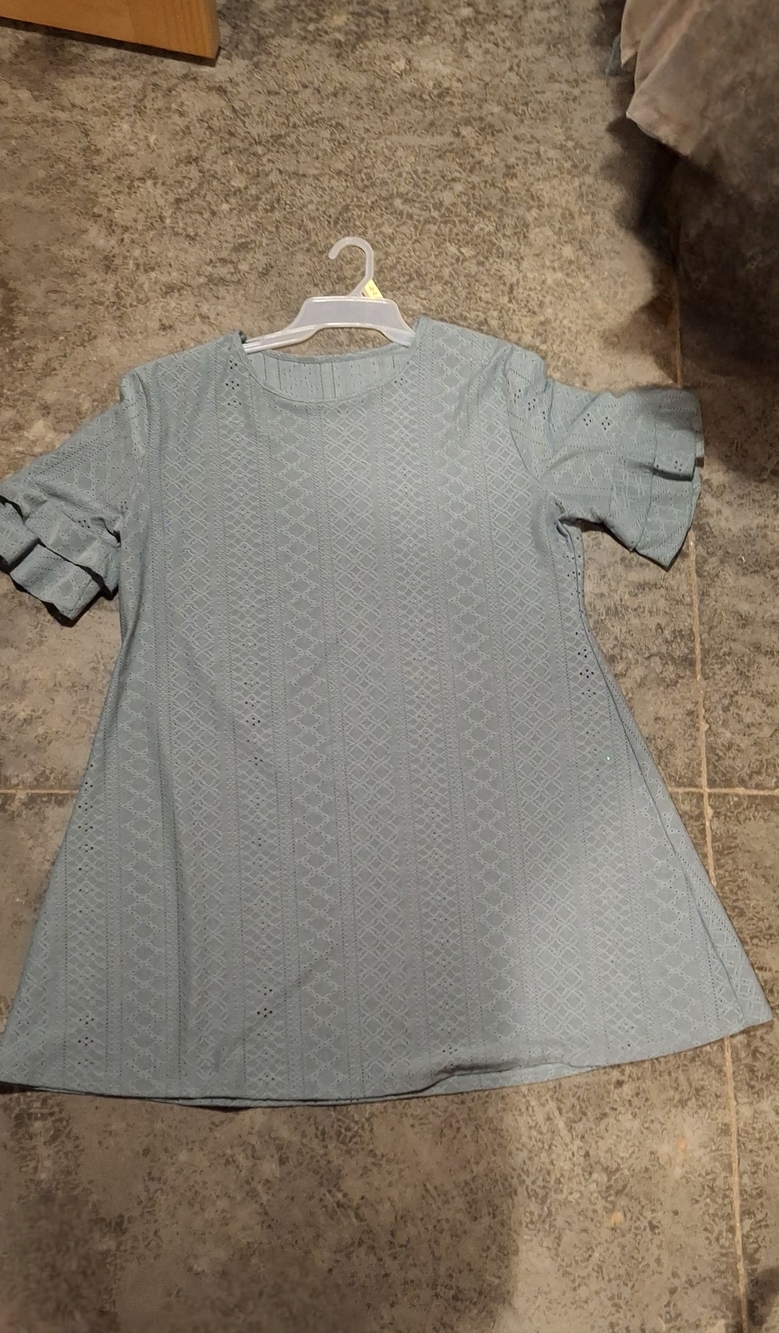 Eyelet MintGreen Dress with Short Ruffled Sleeves - Picture 4 of 10